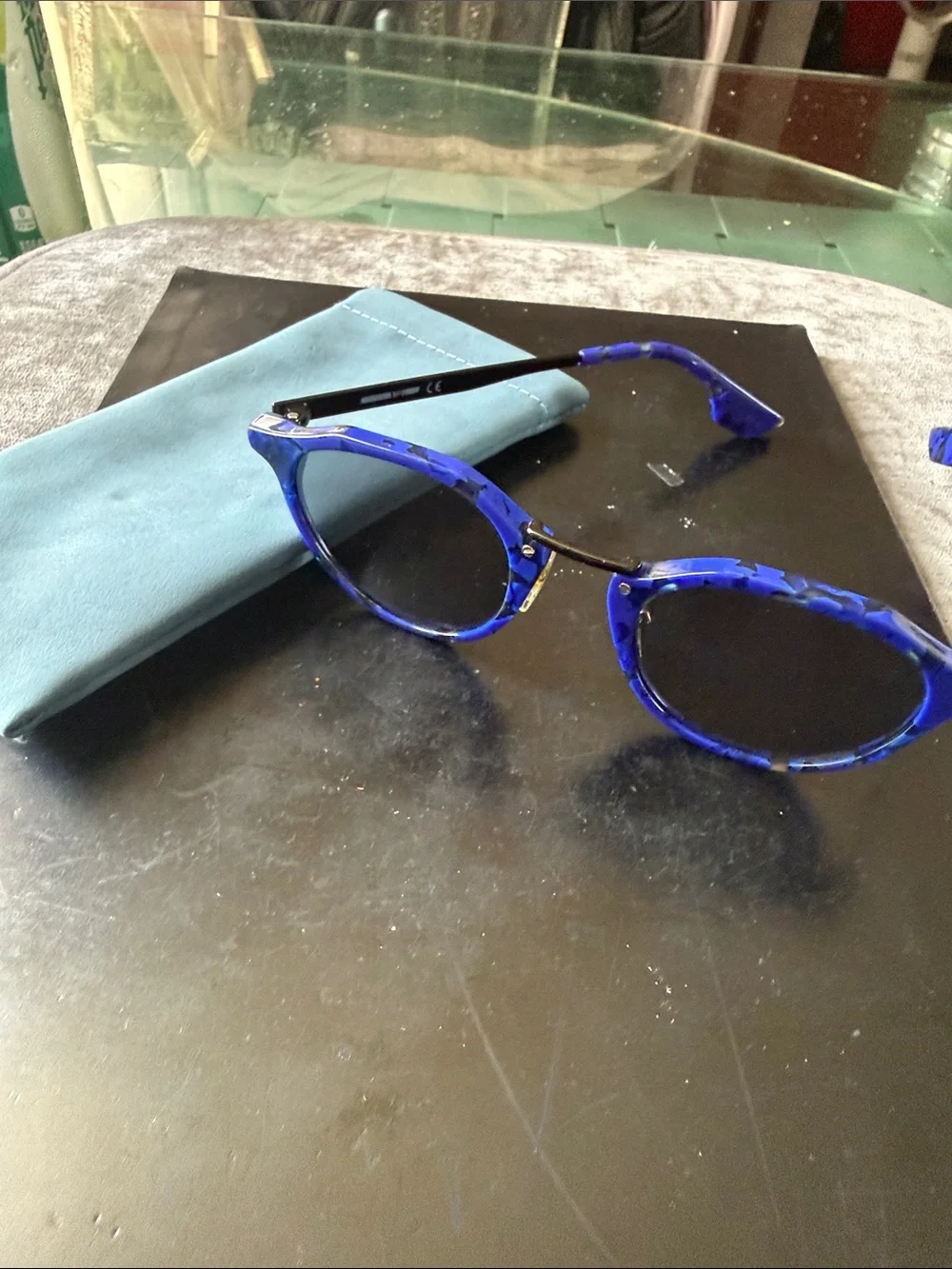 McQueen Blue Round Sunglasses - Stylish Women